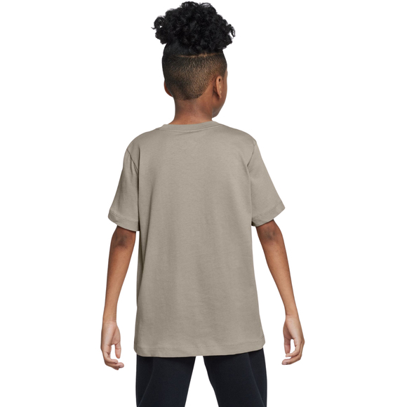 Koszulka dla dzieci Nike Sportswear beżowa FZ5177 236