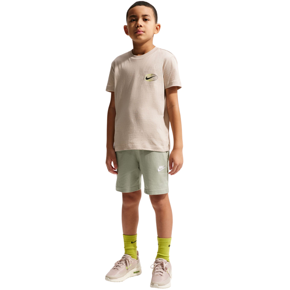 Spodenki dla dzieci Nike Sportswear Club jasnozielone FZ5512 304