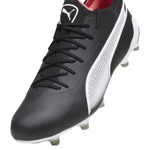 Buty piłkarskie Puma King Ultimate FG/AG 107563 01