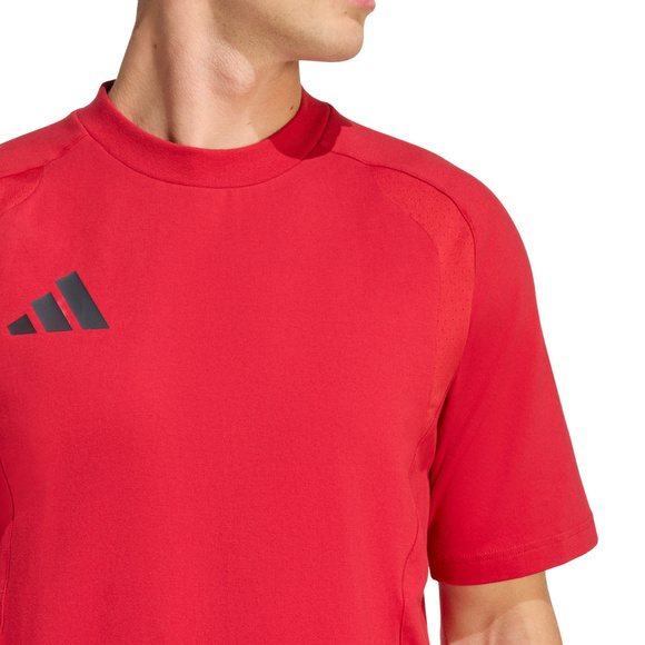 Koszulka męska adidas Tiro 26 Travel Tee czerwona KD1121