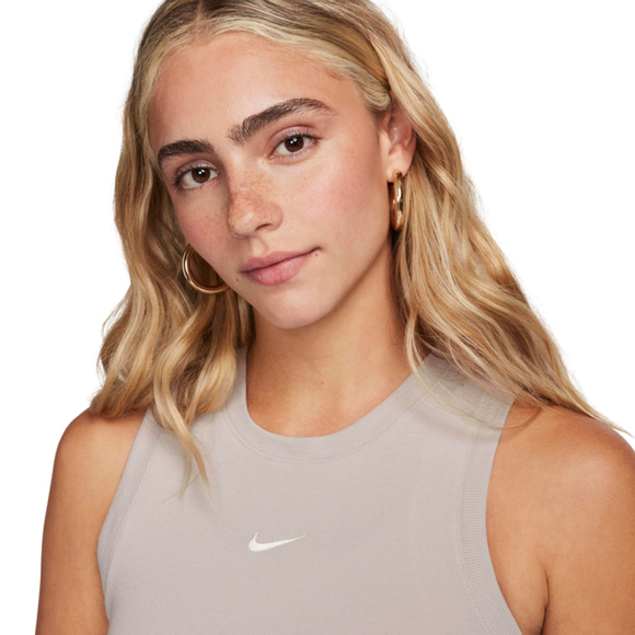 Koszulka damska Nike Sportswear Chill Knit beżowa FB8279 019