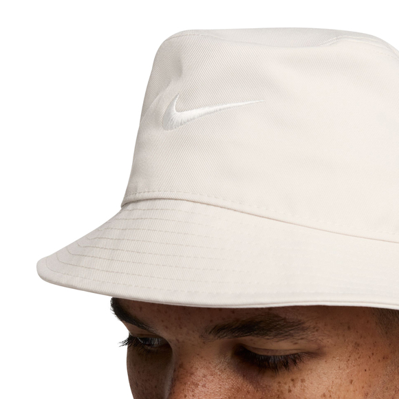 Czapka kapelusz Nike Apex beżowa FB5382 104