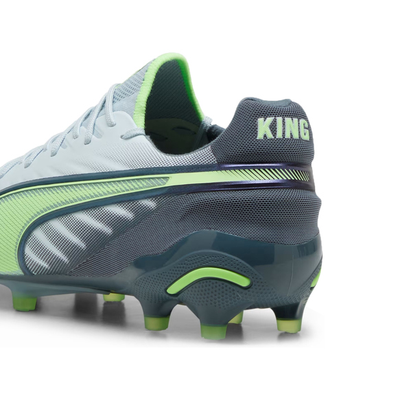 Buty piłkarskie Puma King Ultimate FG/AG 107809 03