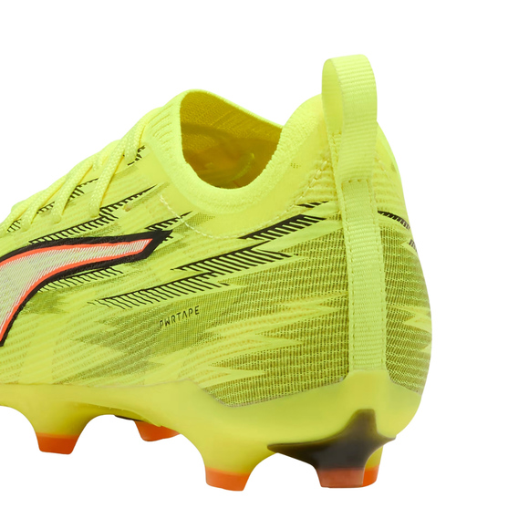 Buty piłkarskie dla dzieci Puma Ultra 6 Pro FG/AG 108698 01