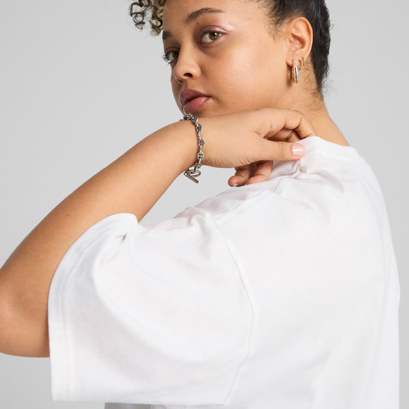 Koszulka damska Puma ESS Relaxed Tee biała 684971 02