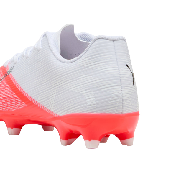 Buty piłkarskie Puma Ultra 7 Play FG/AG 109146 01