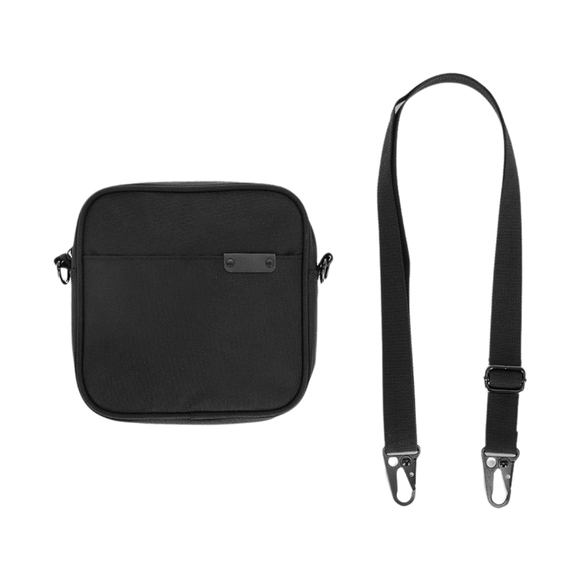 Torebka 4F U077 głęboka czerń 4FWSS25APOUU077 20S