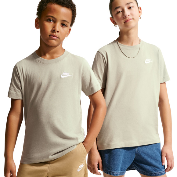 Koszulka dla dzieci Nike Sportswear zielona FZ5177 304