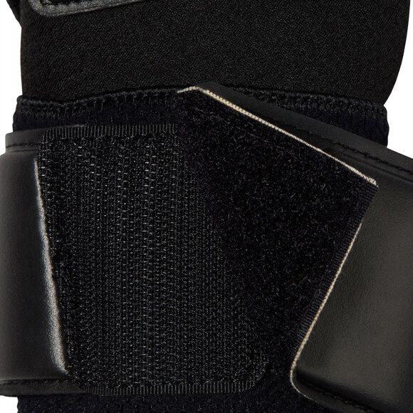 Rękawice bramkarskie Nike Vapor Grip3 czarno-czerwone HQ0304 010