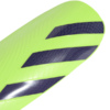 Ochraniacze piłkarskie adidas Tiro Club zielone JD6024