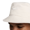 Czapka kapelusz Nike Apex beżowa FB5382 104