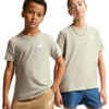 Koszulka dla dzieci Nike Sportswear zielona FZ5177 304
