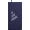 Ręcznik adidas Performance Pack S granatowy KE7417
