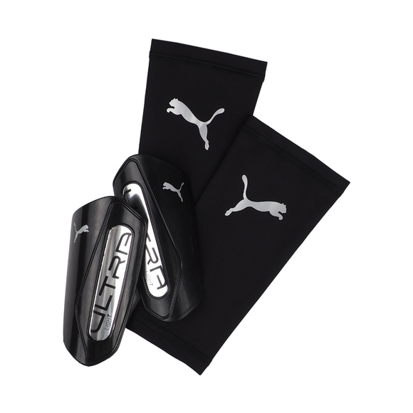 Ochraniacze piłkarskie Puma Ultra Light Sleeve czarne 30989 03
