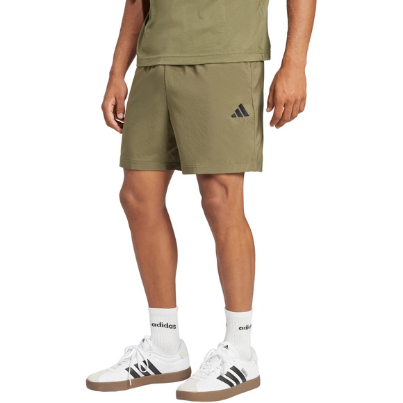 Spodenki męskie adidas Essentials Small Logo Chelsea oliwkowe JF1113