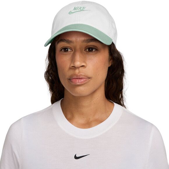 Czapka z daszkiem Nike Club biało-miętowa FB5368 105