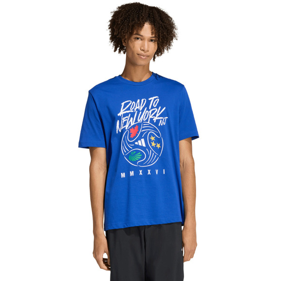 Koszulka męska adidas FIFA World Cup 26TM Road to NYNJ Graphic niebieska KB2534