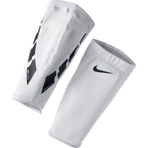 Rękawy do ochraniaczy piłkarskich Nike Guard Lock Elite SLV białe SE0173 103
