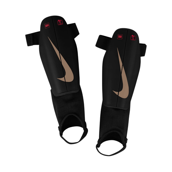 Ochraniacze piłkarskie dla dzieci Nike Charge czarne DX4610 011